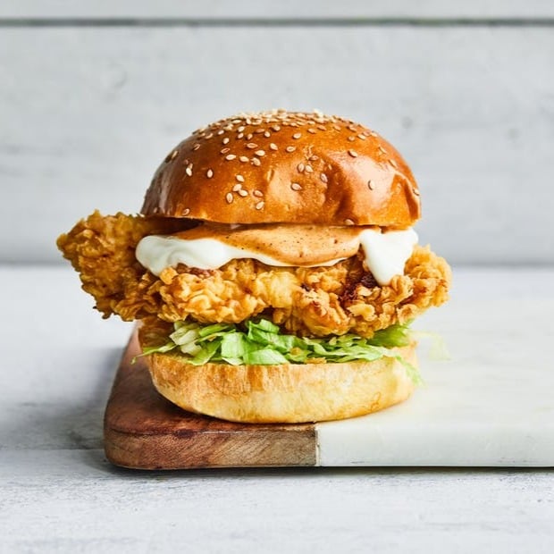 برجر دجاج جبن - صورة 1